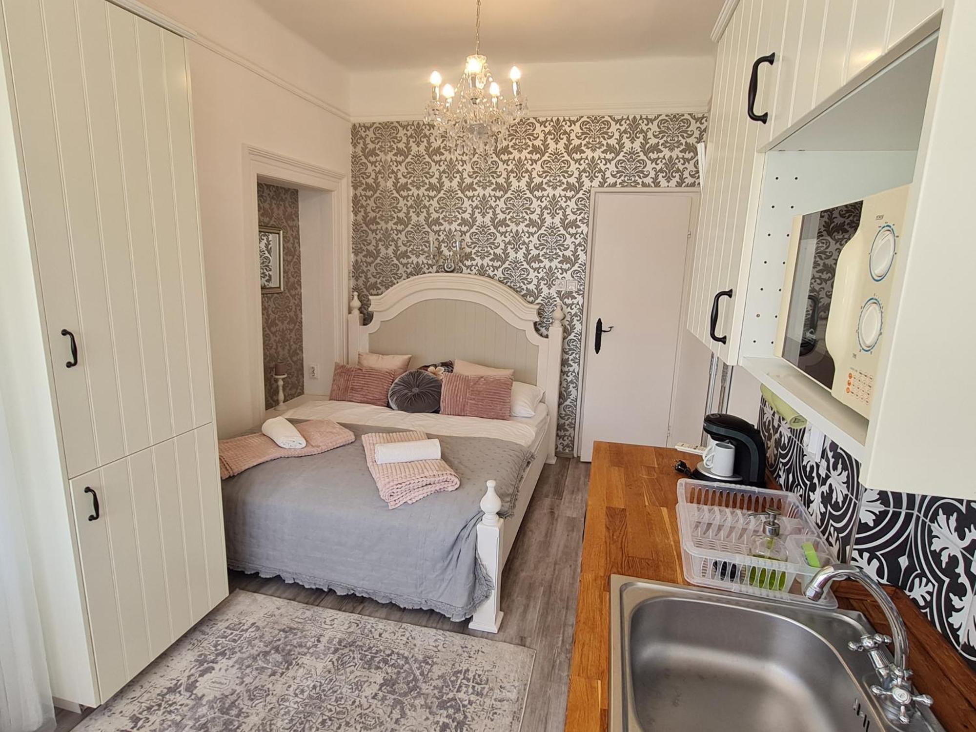 Oereg Malom Apartmanhaz