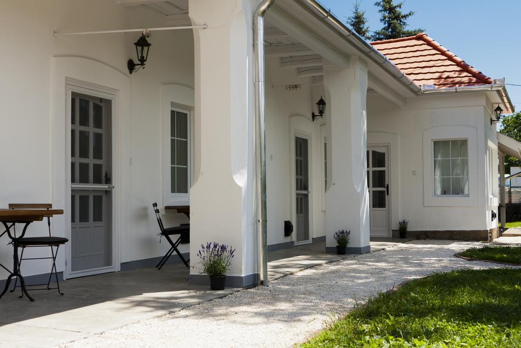 Oereg Malom Apartmanhaz